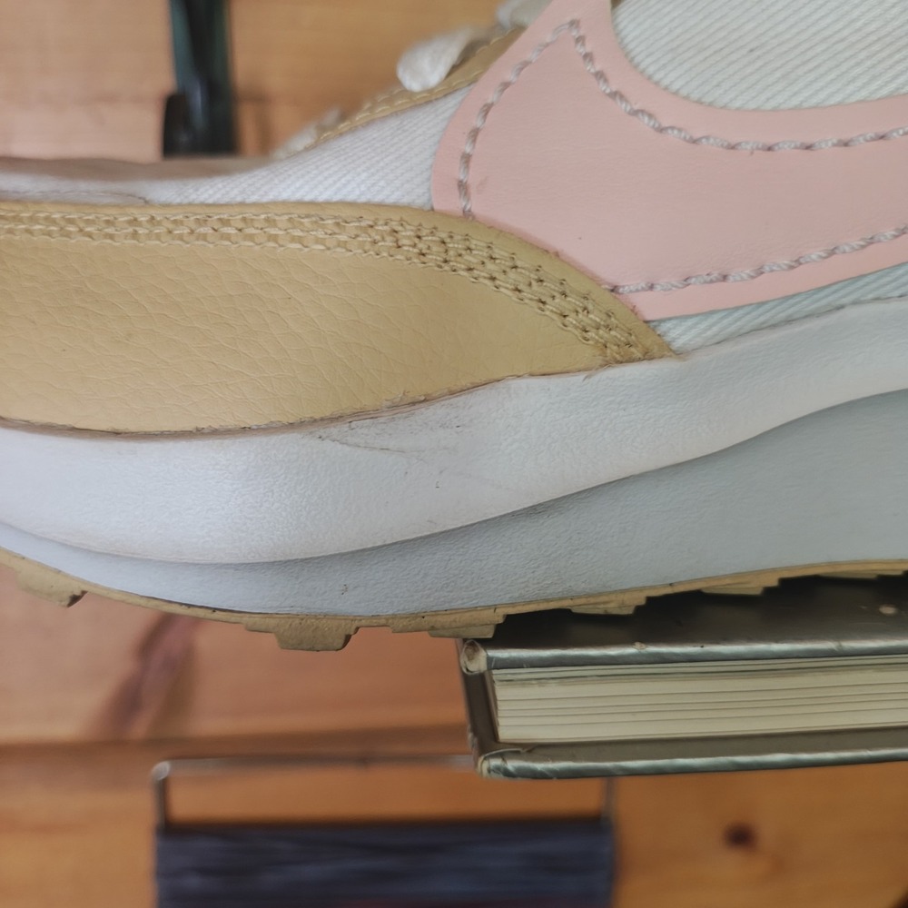 Nike Waffle Debut Outsole-White/ Beige/ Pink Sneaker DV0764-100 Women's Size 9.5 - Picture 2 of 10